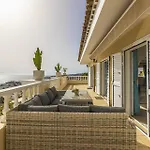 Marbella Vila *