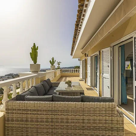 Marbella Адехе