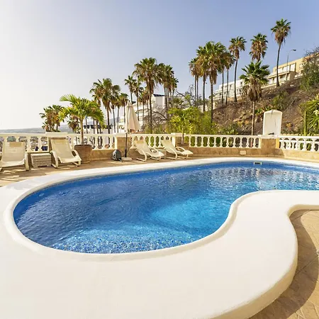 Вілла Marbella Адехе