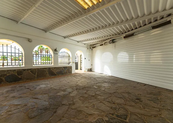 Marbella * Costa Adeje